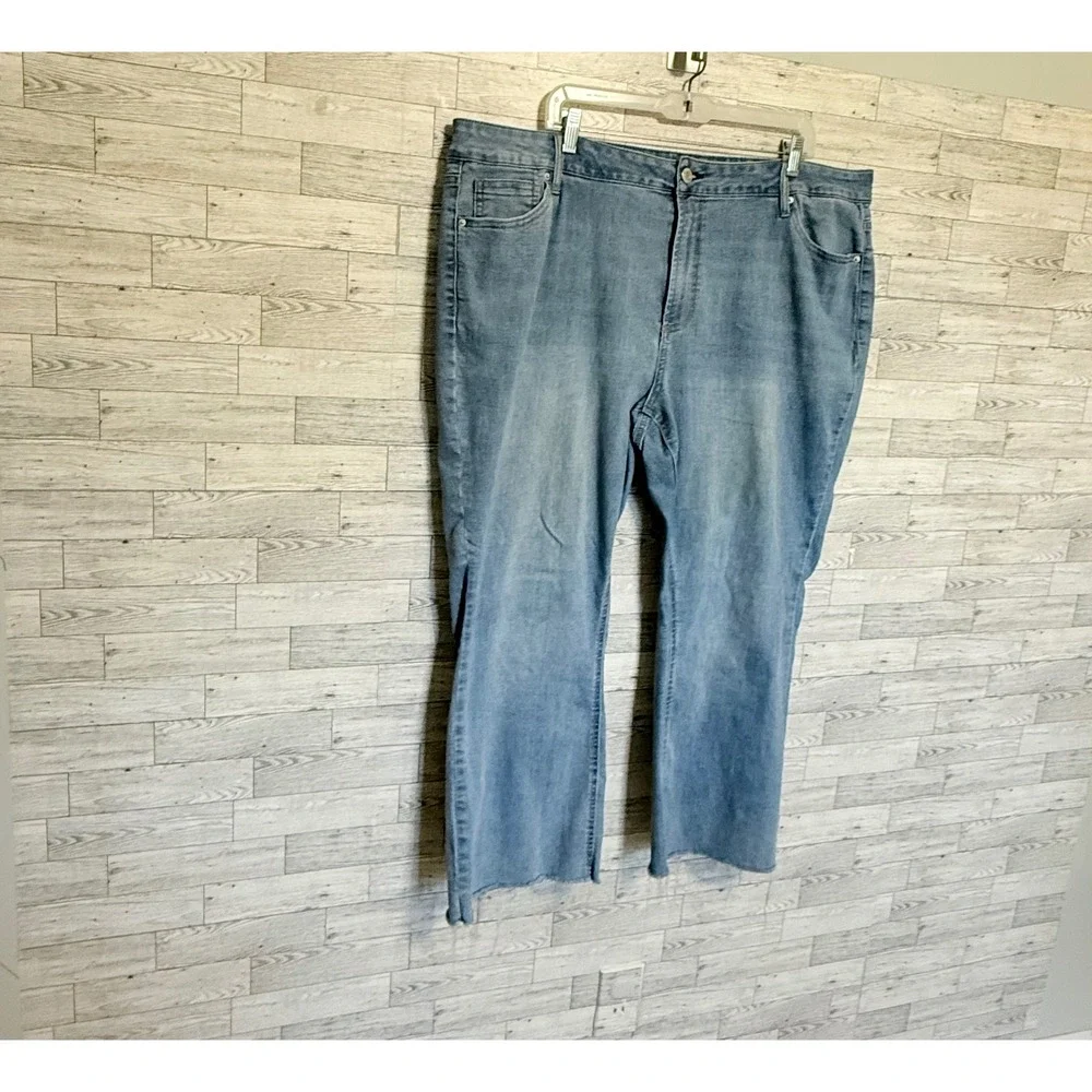 Vanilla Star‎ Womens Jeans Size 22W Light Wash Bootcut Raw Hem Denim Stretch